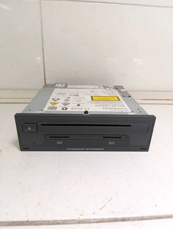 Volkswagen Golf VII (2013 - 2019)  3G0035020B Радио/ проигрыватель CD/DVD / навигация
