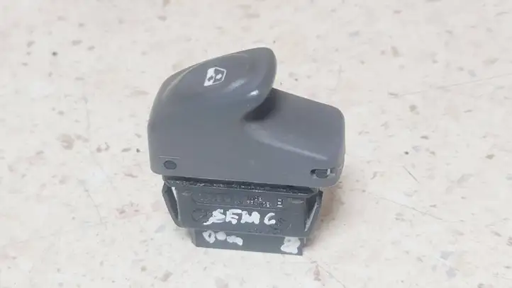Renault Scenic I (1996 - 2003) 432062K Кнопка стеклоподъемников — фото 1