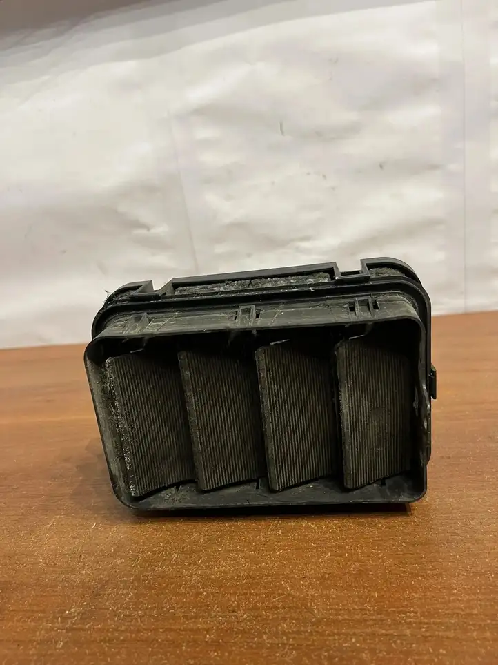 BMW 1 E81 E87 (2004 - 2011) 64226905748 Другая часть кузова — фото 5