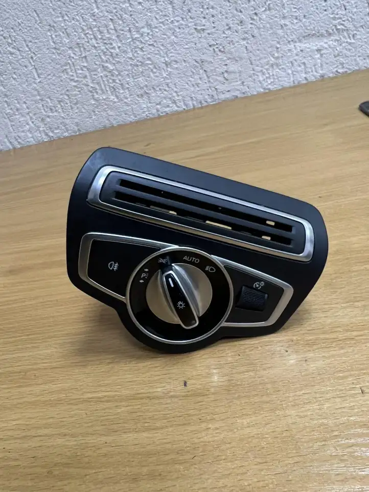 Mercedes-Benz GLC X253/C253 (2015 - ) A2058210059 Включатель фонарей — фото 2