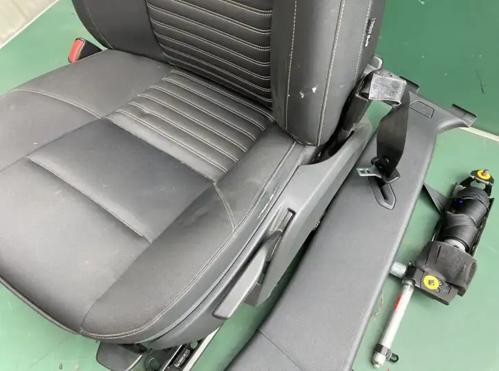 Volvo V50 (2008 - 2012) 31263790 Переднее сиденье водителя — фото 6
