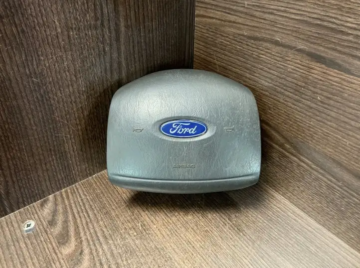 Ford Transit (2000 - 2006) 532908900 Подушка безопасности руля — фото 1