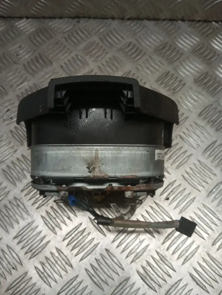 Volkswagen PASSAT B6 (2005 - 2010) 1K0880201BK Подушка безопасности руля — фото 2