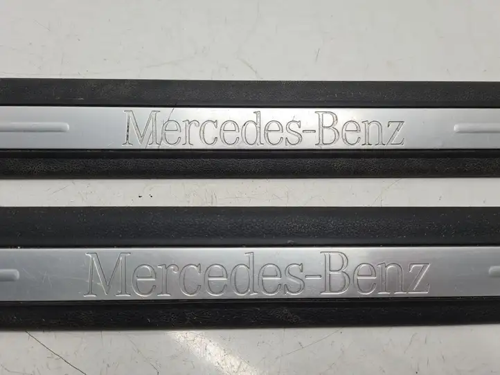 Mercedes-Benz A W169 (2004 - 2012) A1696800074 Внутренняя отделка переднего порога — фото 4