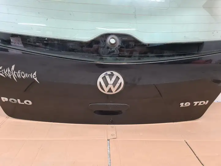 Volkswagen Polo (2005 - 2009) Крышка багажника — фото 3