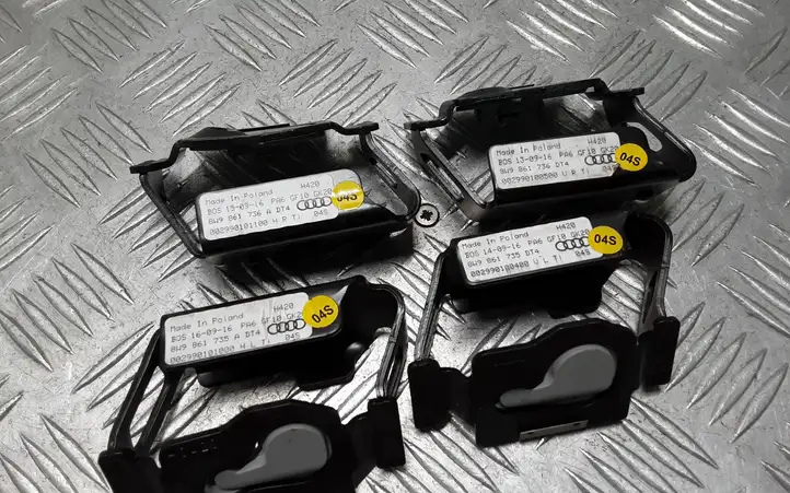 Audi A4 S4 B9 (2015 - 2019) 8W9861735A Держатель крепления сетки (в потолке) — фото 4