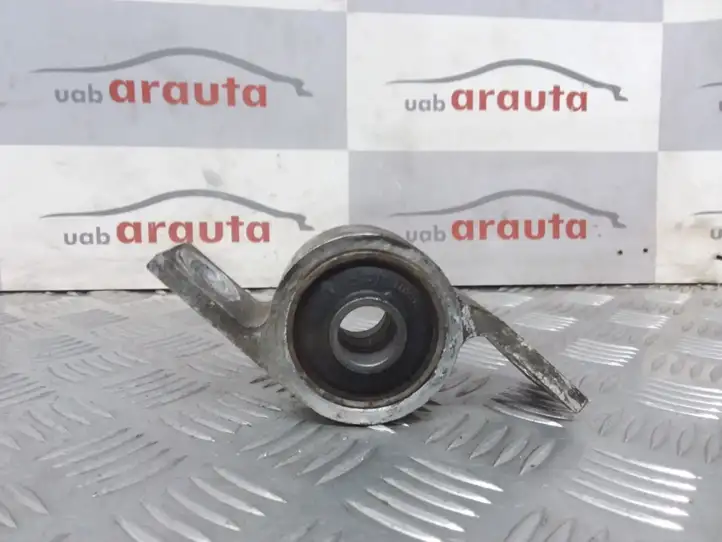 Subaru Legacy (1999 - 2003) 20201AA030R Втулка передней подвески (сайлентблок) — фото 1