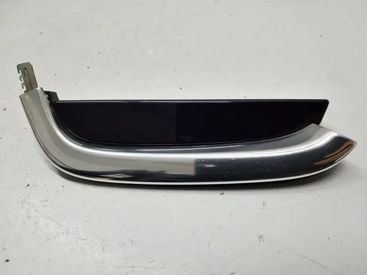 Maserati Ghibli (2013 - 2017) 670023096 Накладка стекла задней двери — фото 1