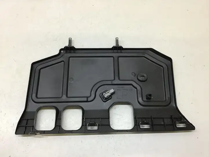 Toyota RAV 4 (XA50) (2018 - ) 5560742080 Нижняя отделка панели приборов — фото 4