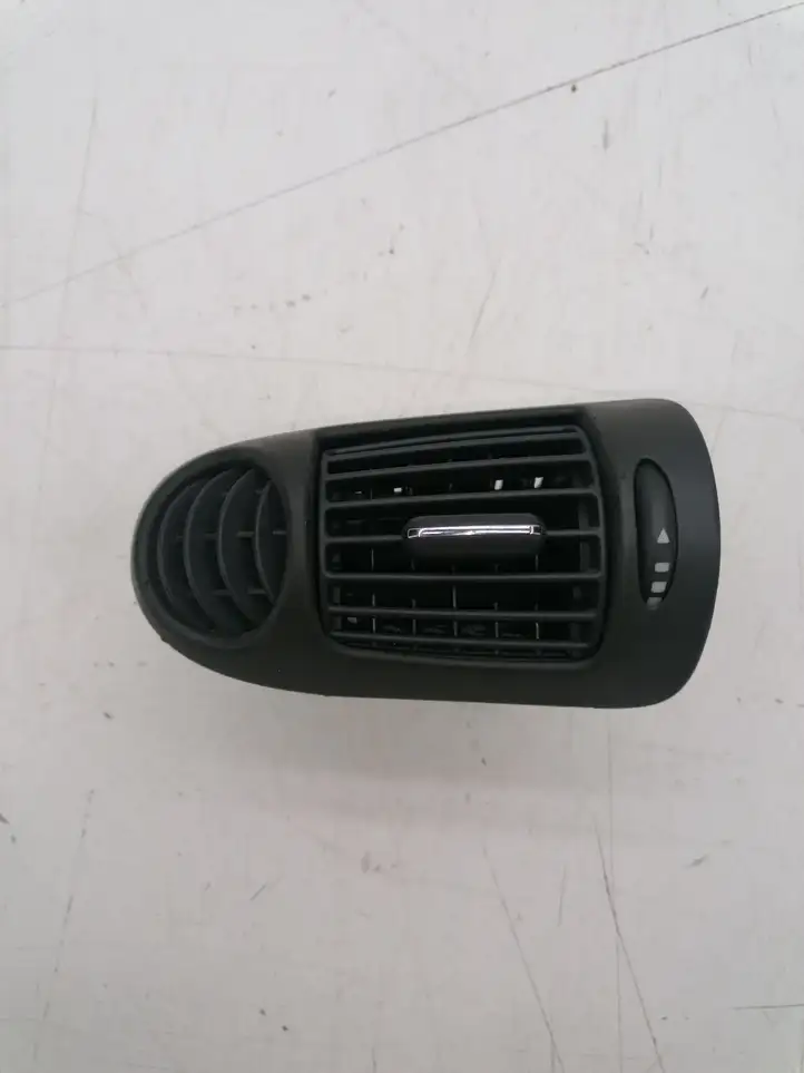 Mercedes-Benz Vaneo W414 (2001 - 2005) 4148300154 Боковой воздушный дефлектор — фото 1