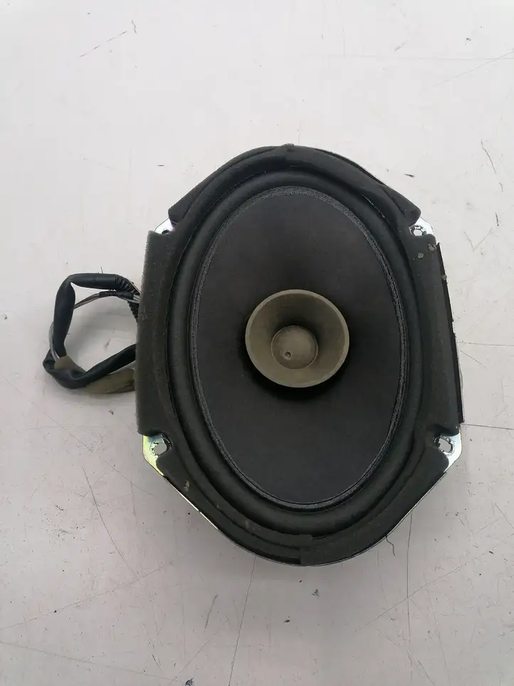 Mazda 3 I (2006 - 2009) 3M8118808CA Динамики задних дверей — фото 1