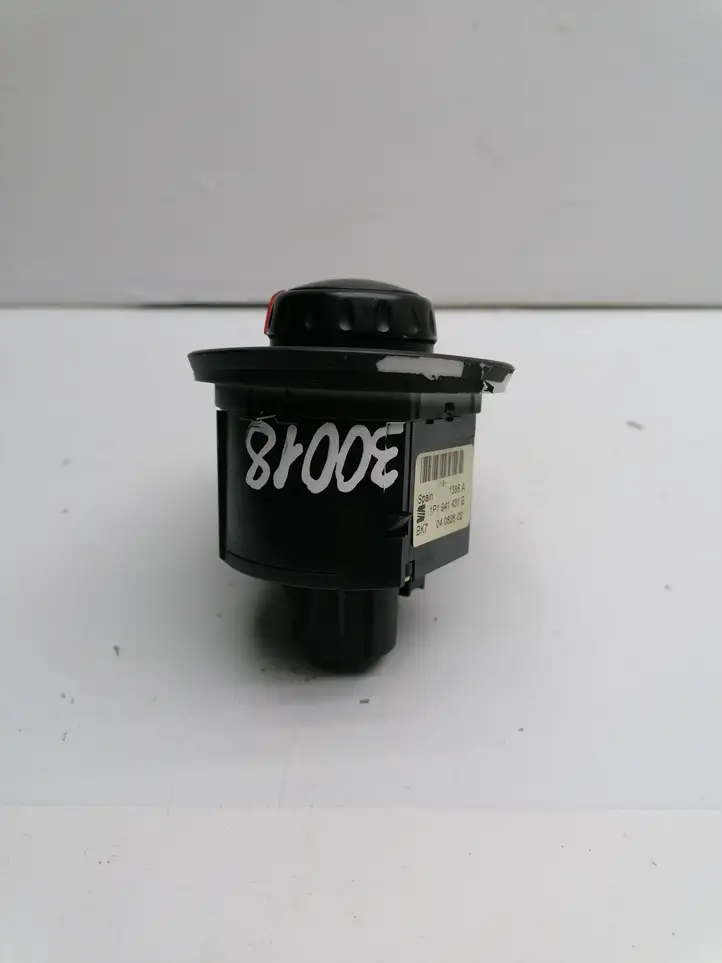 Seat Leon (1P) (2005 - 2012) 1P1941431B Включатель фонарей — фото 2