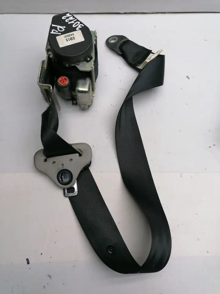 Mazda 3 I (2006 - 2009) E40435184 Передний ремень безопасности — фото 4