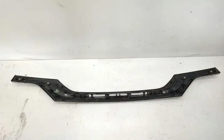 BMW X3 E83 (2003 - 2010) 7052452 Комплект обшивки крышки багажника — фото 2