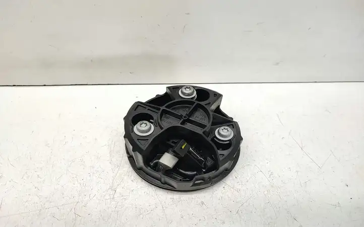 BMW 1 F20 F21 (2011 - 2019) 7270728 Ручка крышки багажника — фото 3