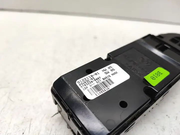 BMW 5 E60 E61 (2004 - 2010) 9122110 Кнопка стеклоподъемников — фото 3