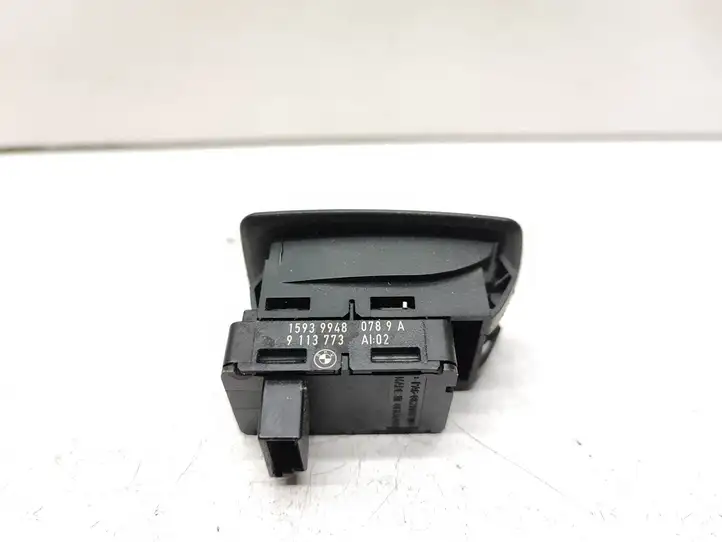 BMW 5 E60 E61 (2004 - 2010) 9113773 Кнопка стеклоподъемников — фото 2