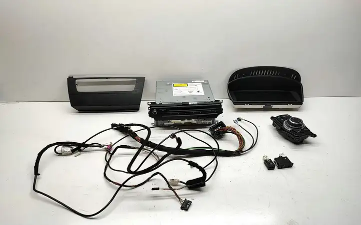 BMW 3 E92 E93 (2005 - 2014) 9283428 Комплект аудиосистемы — фото 1