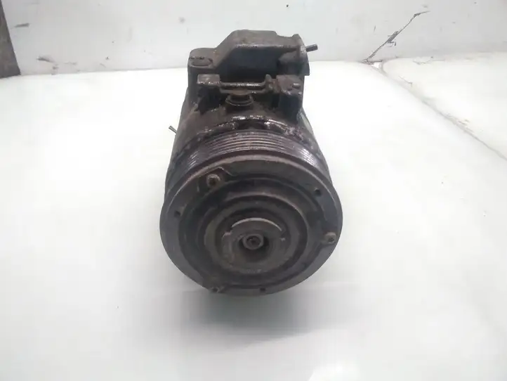 Volkswagen Polo (2001 - 2005) 6Q0820803H Компрессор (насос) кондиционера воздуха — фото 4