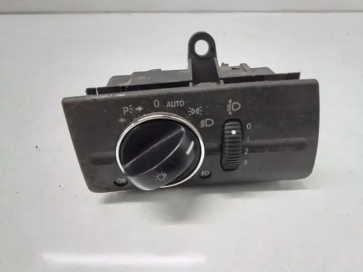 Mercedes-Benz E W211 (2002 - 2009) 2115450304 Включатель фонарей — фото 1