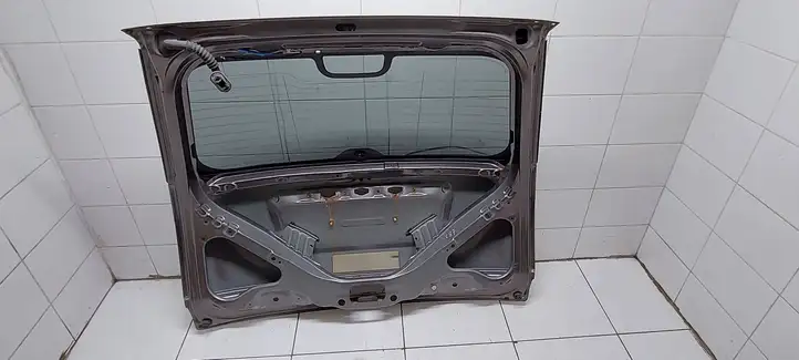 Honda CR-V (2009 - 2012) Крышка багажника — фото 2