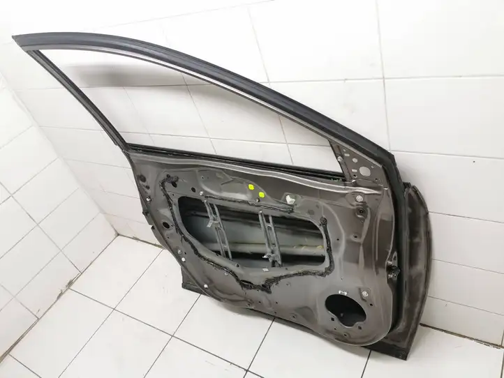 Honda CR-V (2009 - 2012) Дверь — фото 7