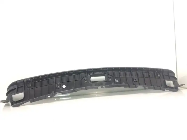 BMW 5 E60 E61 (2004 - 2010) 7050366 Отделка порога багажника — фото 2