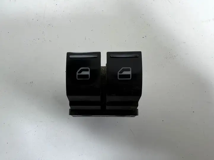 Volkswagen Touran I (2003 - 2010) 1K3859857R Блок кнопок стеклоподъемников — фото 1