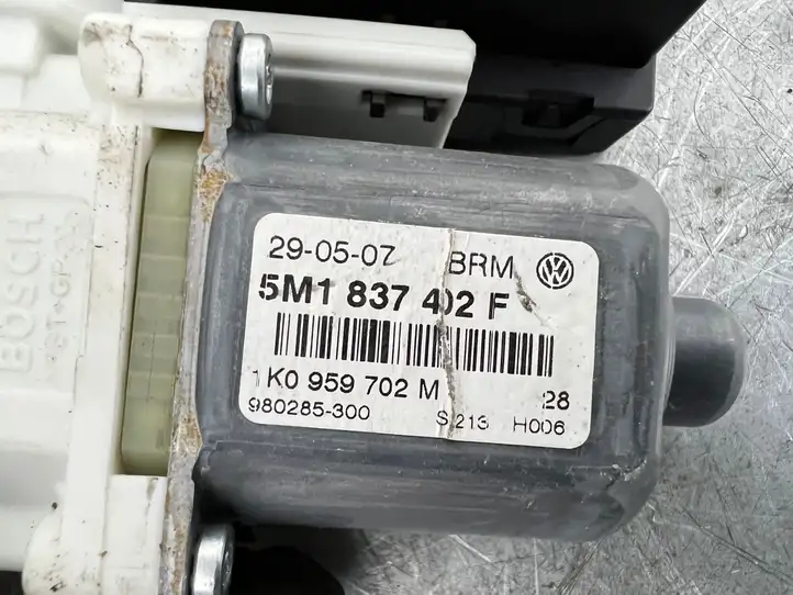 Volkswagen Golf Plus (2004 - 2008) 5M1837402F Электростеклоподъемник передний (комплект) — фото 2