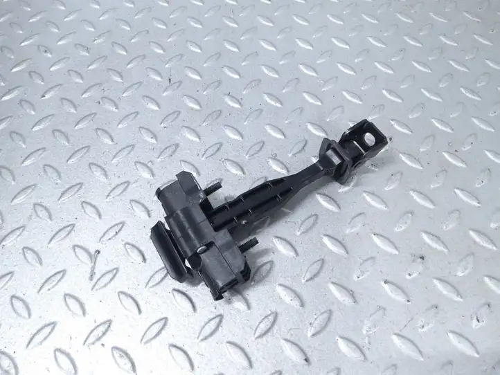 BMW X6 G06 (2019 - )  7451347 Ограничитель открывания задней двери