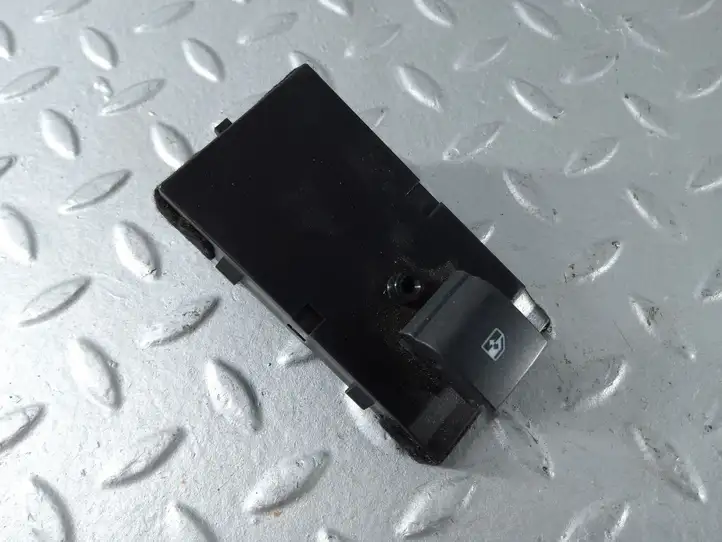 Cadillac XTS (2012 - 2017) 22744828 Кнопка стеклоподъемников — фото 4