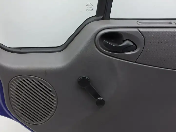 Ford Transit (2000 - 2006) Дверь — фото 10