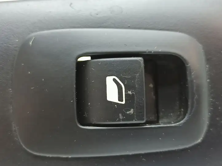Peugeot 407 (2004 - 2011) 96512625 Кнопка стеклоподъемников — фото 7