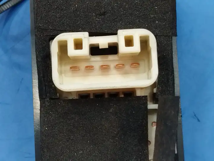Subaru Legacy (2003 - 2009) 94266AG020 Кнопка стеклоподъемников — фото 9