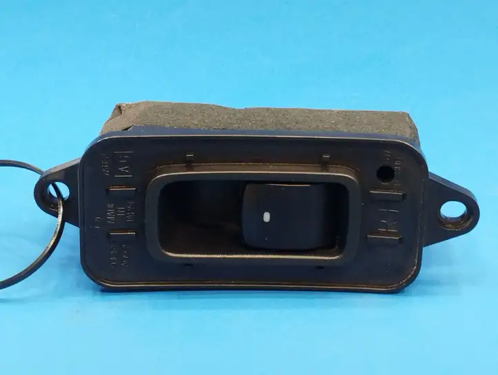Subaru Legacy (2003 - 2009) 94266AG020 Кнопка стеклоподъемников — фото 11