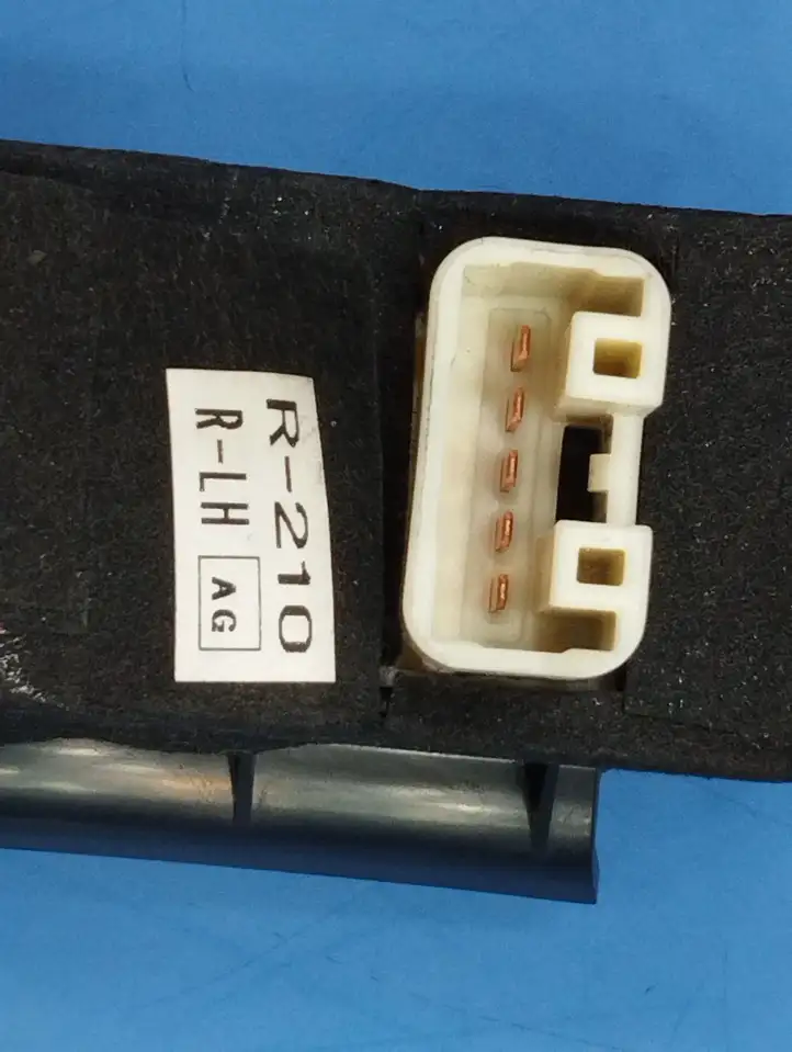 Subaru Legacy (2003 - 2009) 94263AG050 Кнопка стеклоподъемников — фото 9