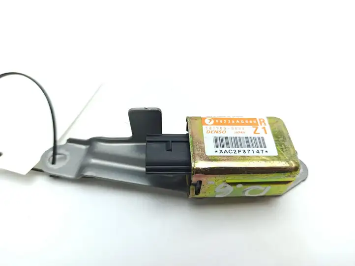 Subaru Legacy (2003 - 2009) 98236AG000 Датчик удара SRS — фото 1