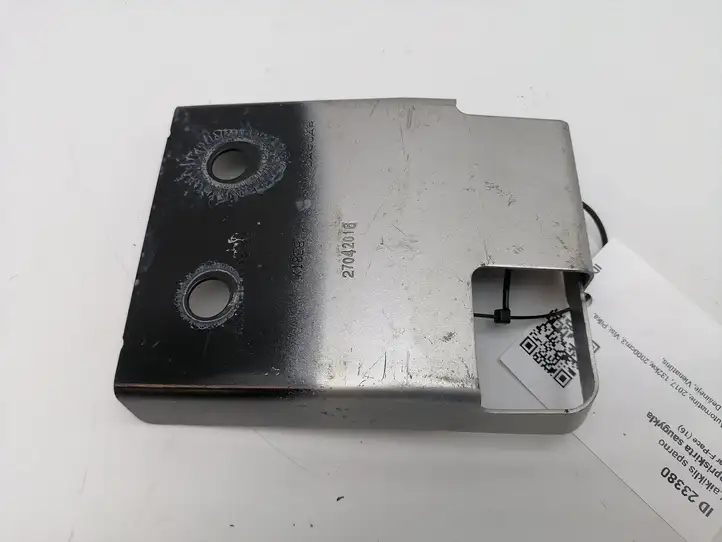 Jaguar F-Pace (2016 - )  HK8316A142AB Держатель крыла