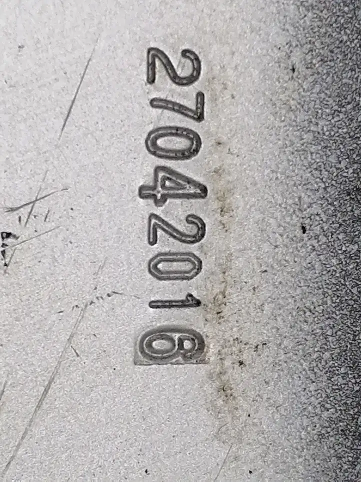 Jaguar F-Pace (2016 - )  HK8316A142AB Держатель крыла