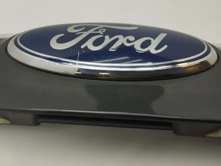 Ford Edge I (2007 - 2014) 8T4378425A22AA Подсветка номера — фото 13
