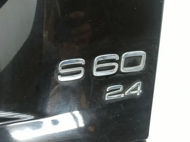 Volvo S60 (2000 - 2004) Крышка багажника — фото 9