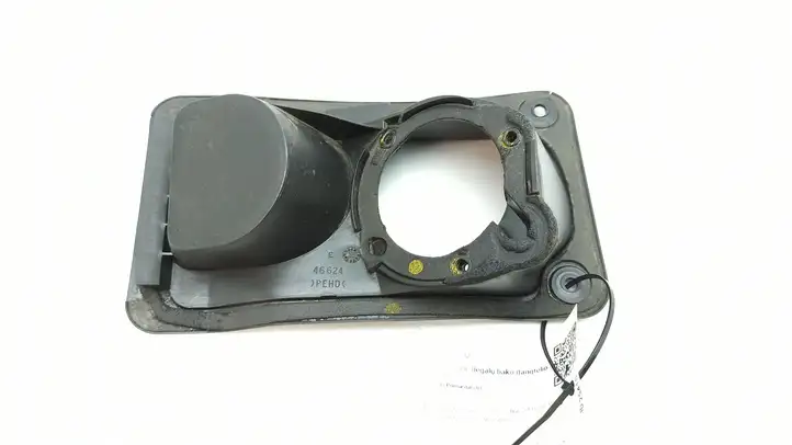 Nissan Primastar (2001 - 2014) 46624 Отделка лючка топливного бака — фото 7