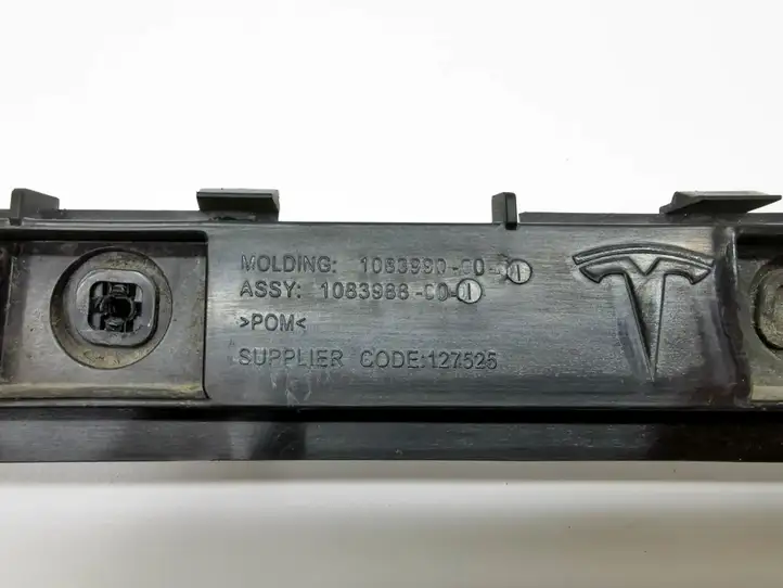 Tesla Model 3 (2017 - 2023) 1083990-00-A Кронштейн заднего бампера — фото 2