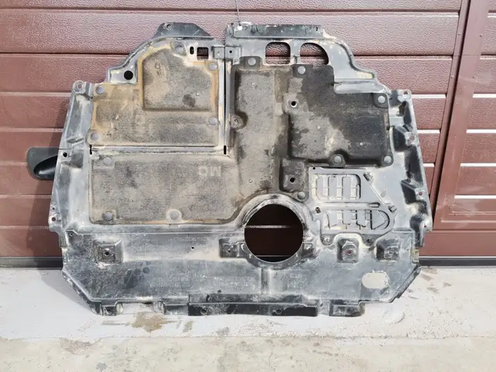 Lexus CT 200H (2010 - 2013) 51410-12104 Защита двигателя — фото 3