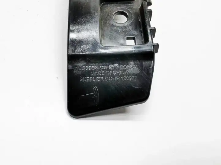 Tesla Model 3 (2017 - 2023)  1083993-00-D  Держатель заднего бампера (кронштейн)