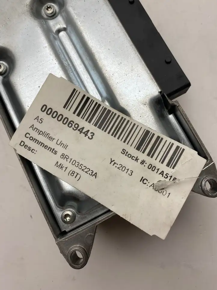 Audi A4 S4 B8 8K (2007 - 2011) 8R1035223A Усилитель звука — фото 4