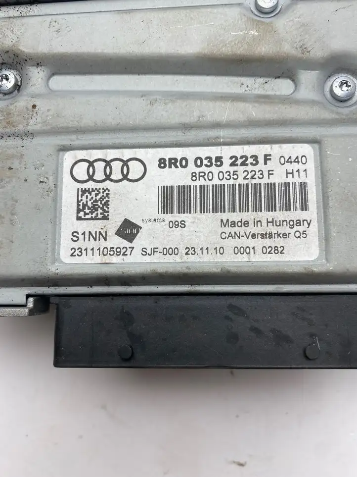 Audi A5 8T 8F (2007 - 2011) 8R0035223F Усилитель звука — фото 2