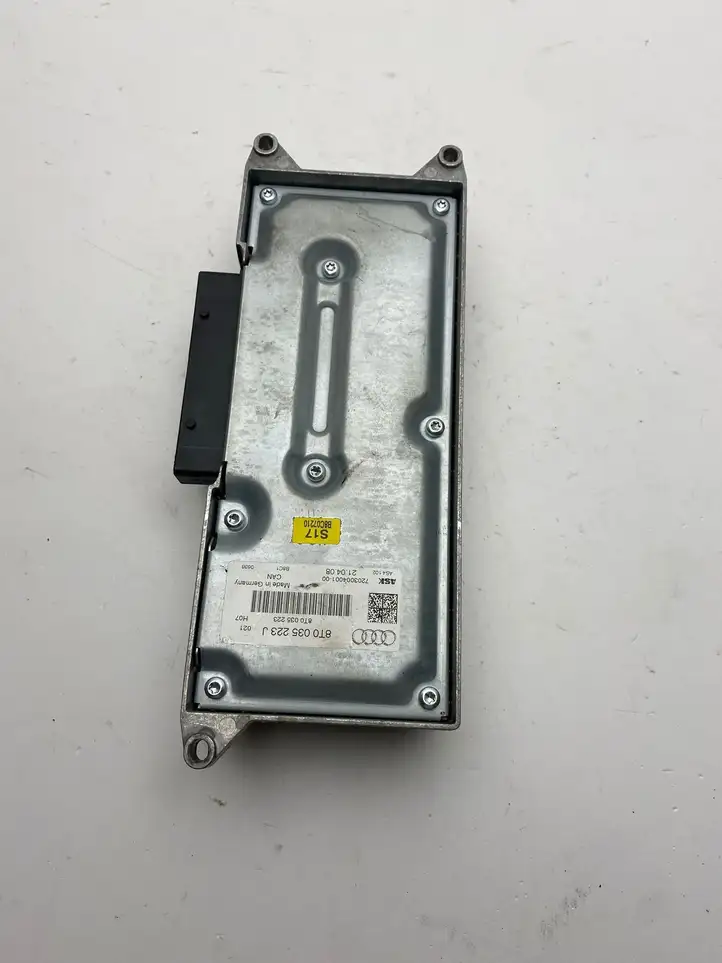 Audi A4 S4 B8 8K (2007 - 2011) 8T0035223J Усилитель звука — фото 3