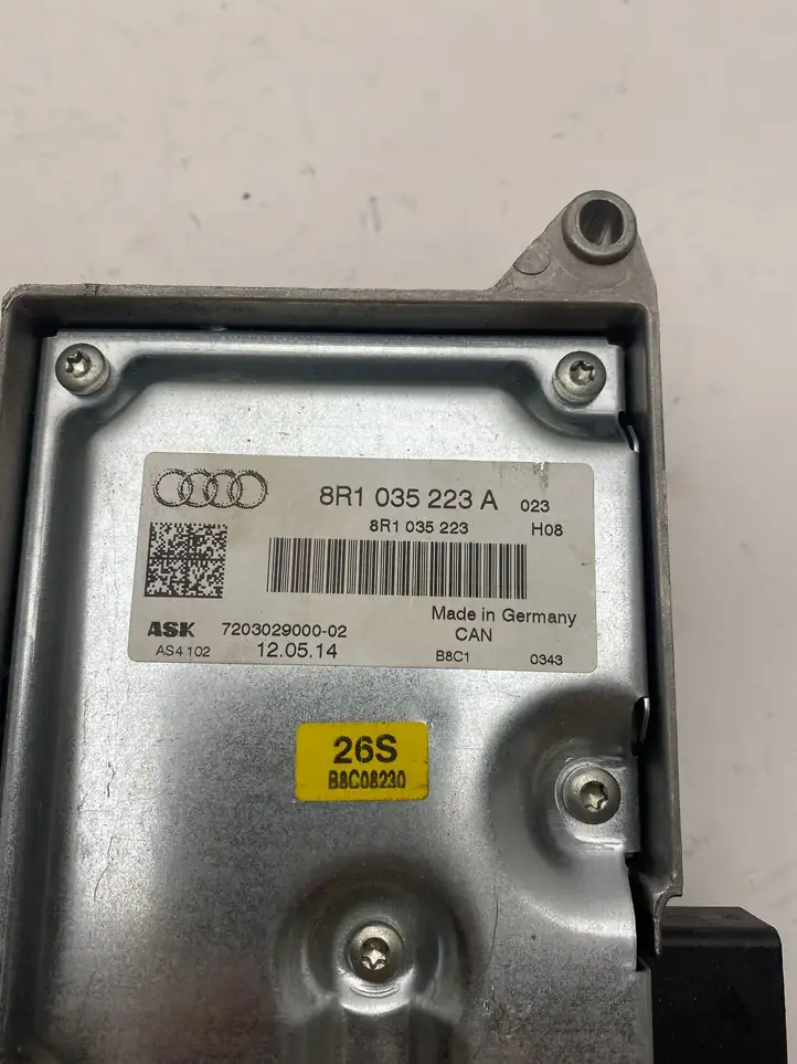 Audi A4 S4 B8 8K (2007 - 2011) 8R1035223 Усилитель звука — фото 2