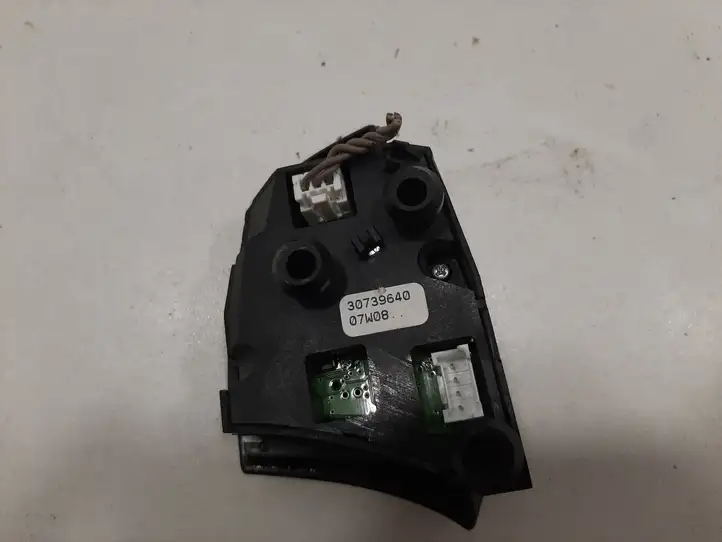 Volvo V70 (2007 - 2013) 30739640 Кнопки на рулевом колесе — фото 2